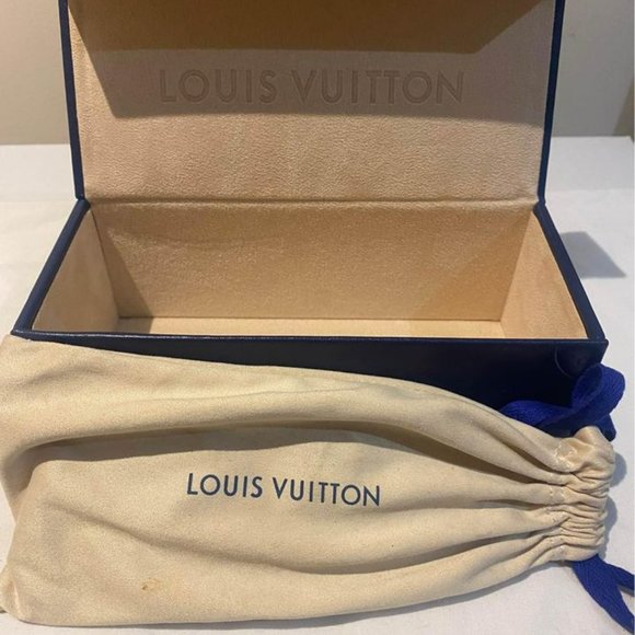 Louis Vuitton Sunglasses - Proof of purchase authentication provided - Picture 6 of 8